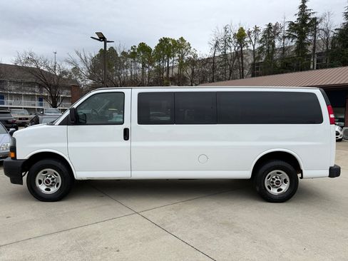 Used 2023 GMC Savana 3500 LS image 2