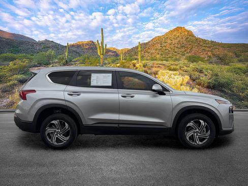 Used 2023 Hyundai Santa Fe SE w/ Cargo Package AWD/4WD image 3