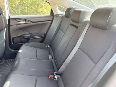 Used 2018 Honda Civic EX image 11