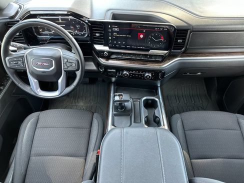Used 2023 GMC Sierra 1500 Elevation w/ X31 Off-Road Package AWD/4WD image 12