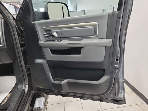 Used 2015 RAM 2500 Big Horn image 22