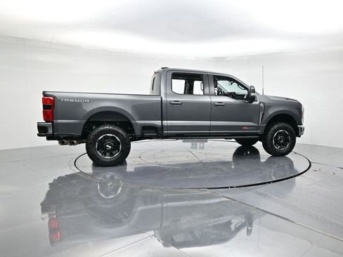 New 2026 Ford F250 Lariat w/ Tremor Off-Road Package image 3