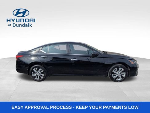 Used 2024 Nissan Altima 2.5 S image 12