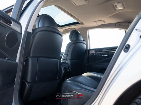 Used 2014 Lexus LS 460 AWD image 21