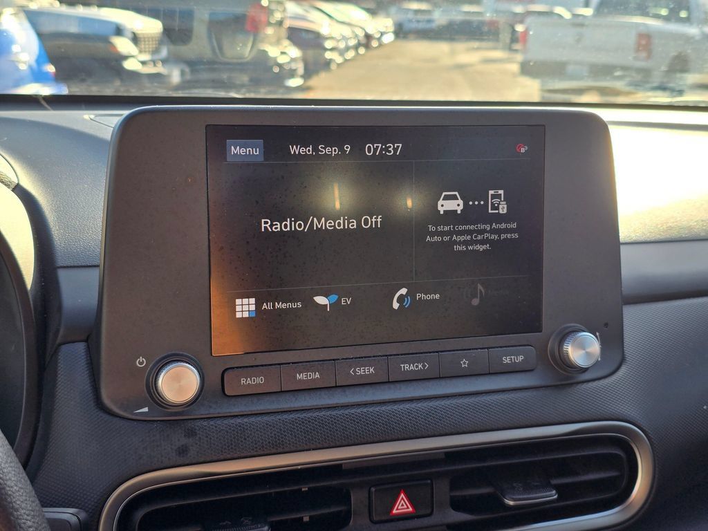Used 2023 Hyundai Kona SE FWD image 22