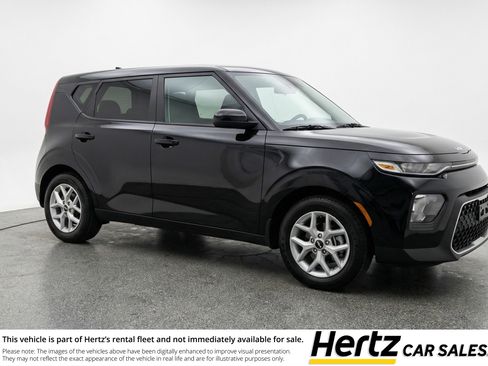 Used 2025 Kia Soul LX w/ LX Technology Package image 1