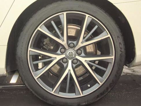 Used 2018 Volvo S90 T5 Momentum AWD/4WD image 14