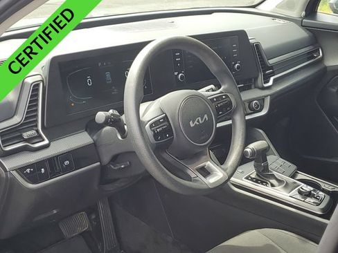 Used 2024 Kia Sportage LX FWD image 7
