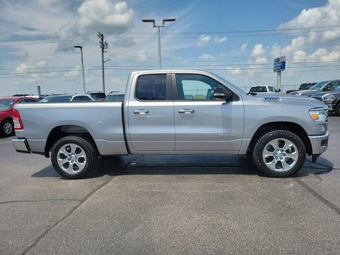 Used 2022 RAM 1500 Big Horn AWD/4WD image 3