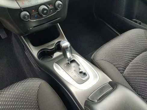 Used 2020 Dodge Journey SE w/ SE Popular Equipment Group FWD image 26