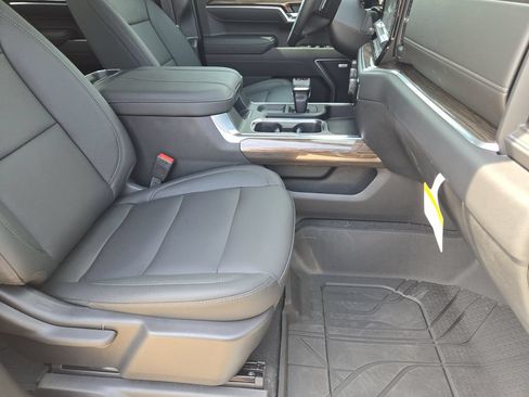 New 2026 Chevrolet Silverado 1500 RST AWD/4WD image 11