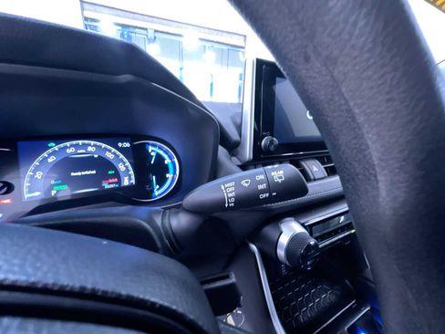 Used 2024 Toyota RAV4 LE image 19