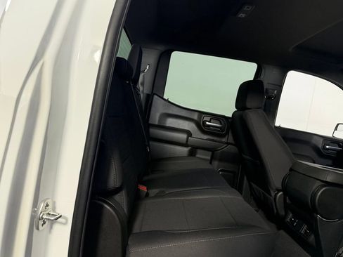 Used 2025 Chevrolet Silverado 1500 Custom AWD/4WD image 29