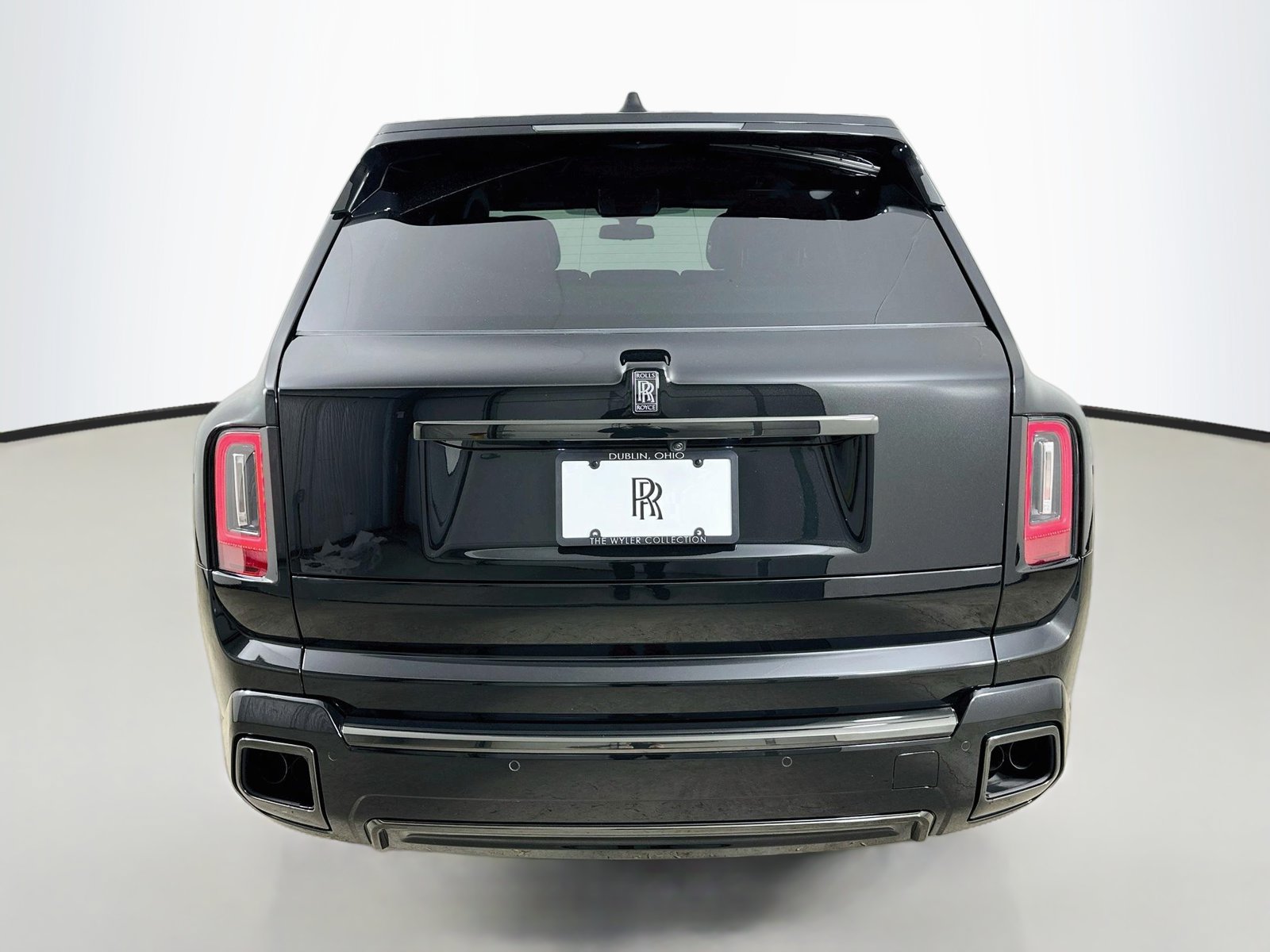 Used 2026 Rolls-Royce Cullinan Black Badge AWD/4WD image 6