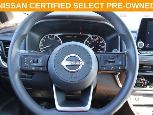 Certified 2023 Nissan Rogue SV image 28