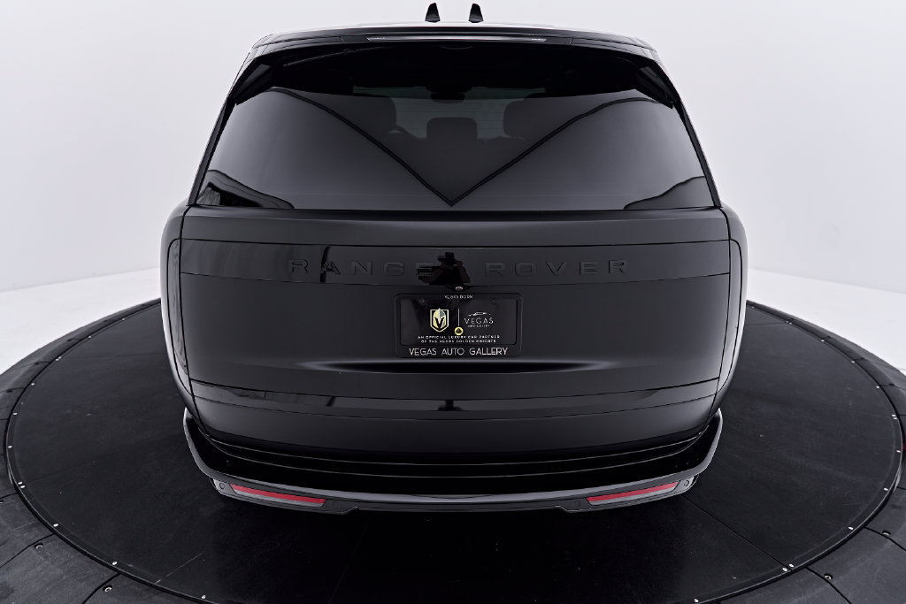 Used 2025 Land Rover Range Rover SE AWD/4WD image 19