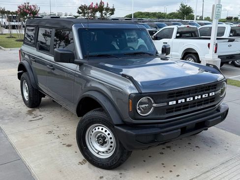New 2026 Ford Bronco 4-Door AWD/4WD image 39