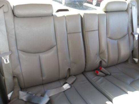 Used 2006 Chevrolet Tahoe LT w/ LT Preferred Equipment Group image 12