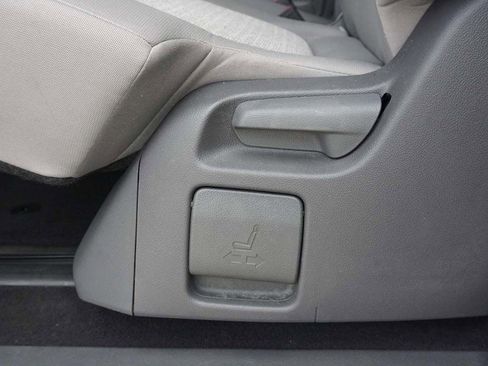 Used 2021 Toyota Sienna LE image 26