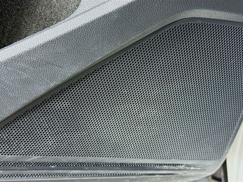 Used 2018 Volkswagen Tiguan S w/ 3rd Row Seat Package image 21