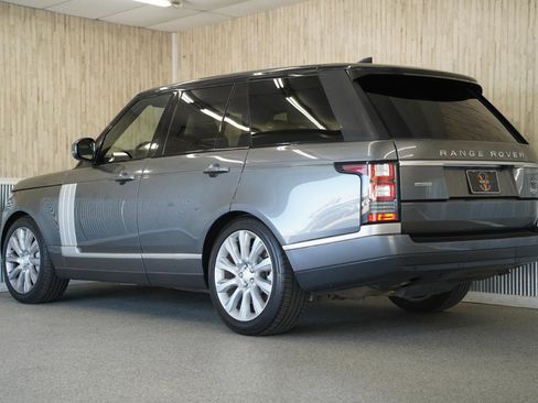 Used 2017 Land Rover Range Rover Supercharged image 7