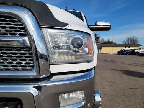 Used 2016 RAM 3500 Laramie w/ Convenience Group image 20