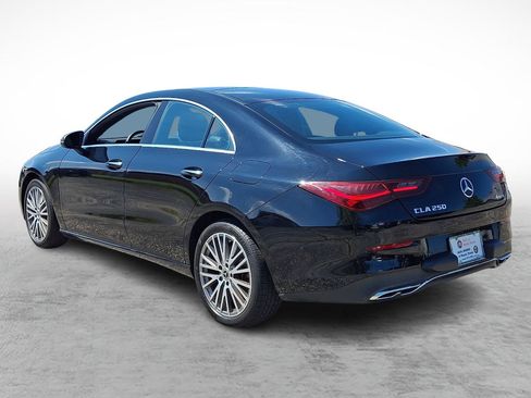 Used 2025 Mercedes-Benz CLA 250 4MATIC image 3