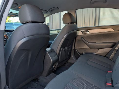 Used 2019 Hyundai Sonata SE image 21