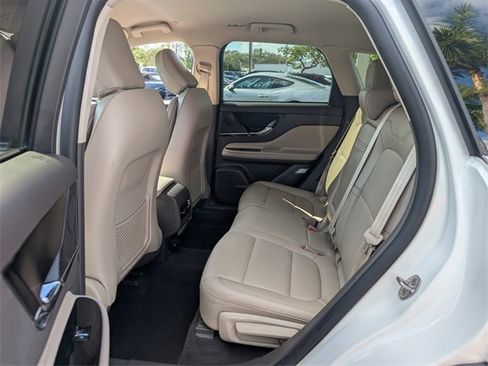 Used 2024 Lincoln Corsair FWD image 7