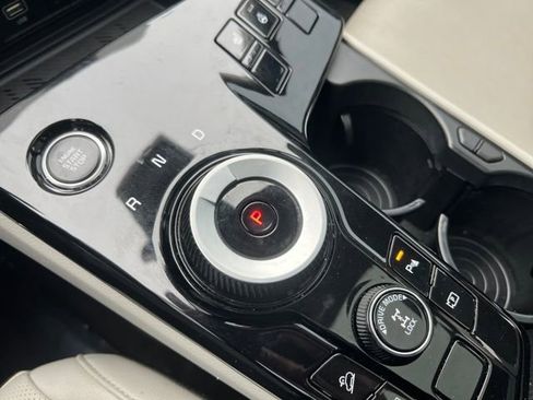 Used 2023 Kia Sportage EX w/ EX Premium Package image 19