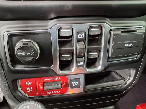 Used 2023 Jeep Wrangler Unlimited Rubicon 4xe w/ Steel Bumper Group image 25