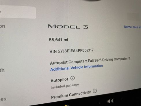 Used 2023 Tesla Model 3 Standard Range image 12