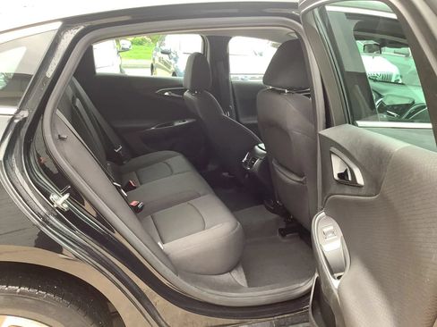 Used 2023 Chevrolet Malibu LT FWD image 13