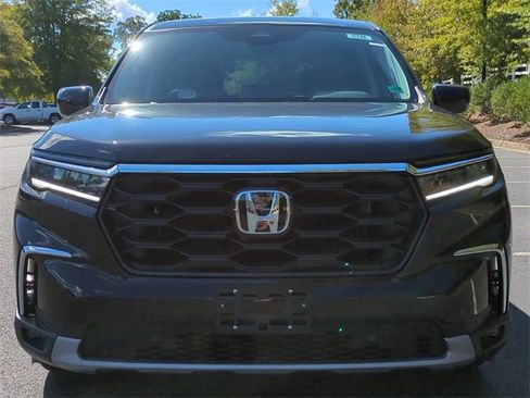 New 2025 Honda Pilot EX-L image 8