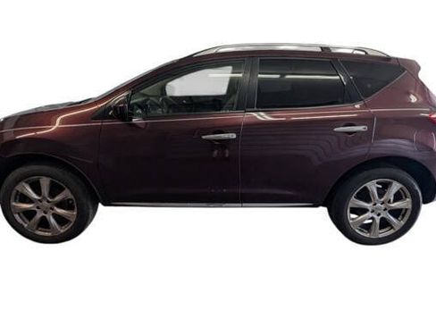 Used 2013 Nissan Murano LE w/ Platinum Pkg AWD/4WD image 2