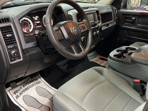 Used 2017 RAM 1500 Express w/ Black Ram 1500 Express Group AWD/4WD image 2