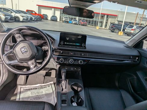 Used 2024 Honda Civic EX-L image 14