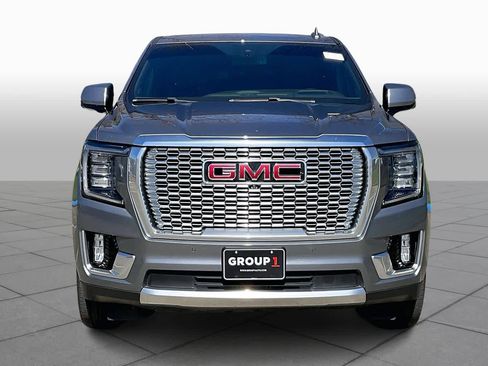 Used 2022 GMC Yukon XL Denali image 4
