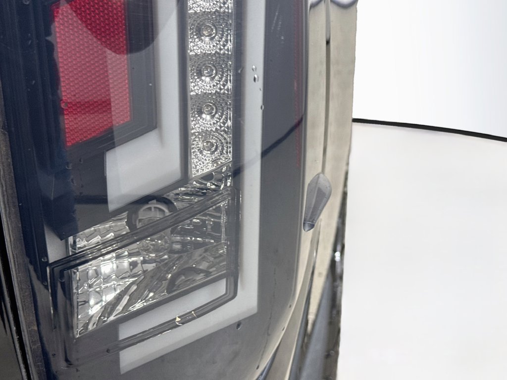 Used 2018 Toyota Tundra SR5 w/ SR5 Upgrade Package AWD/4WD image 29