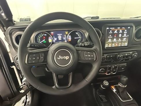Used 2023 Jeep Wrangler Unlimited w/ Cold Weather Group AWD/4WD image 13