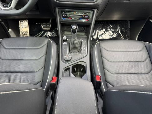 Used 2024 Volkswagen Tiguan SEL R-Line AWD/4WD image 12