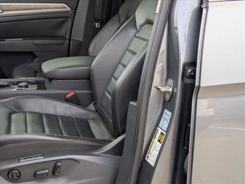 Used 2018 Volkswagen Atlas SEL Premium image 15