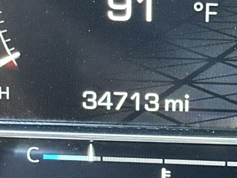 Used 2024 GMC Sierra 2500 AT4 w/ Technology Package image 28