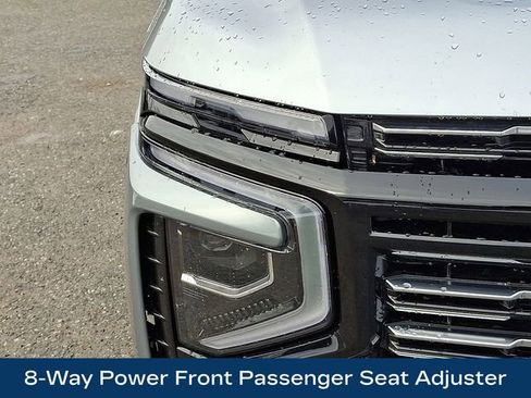 Used 2025 Chevrolet Tahoe High Country image 12