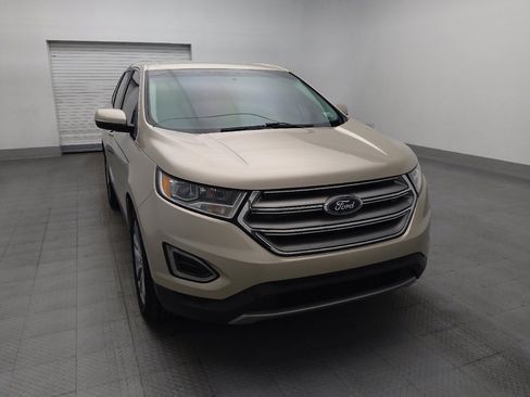 Used 2017 Ford Edge Titanium w/ Technology Package FWD image 14