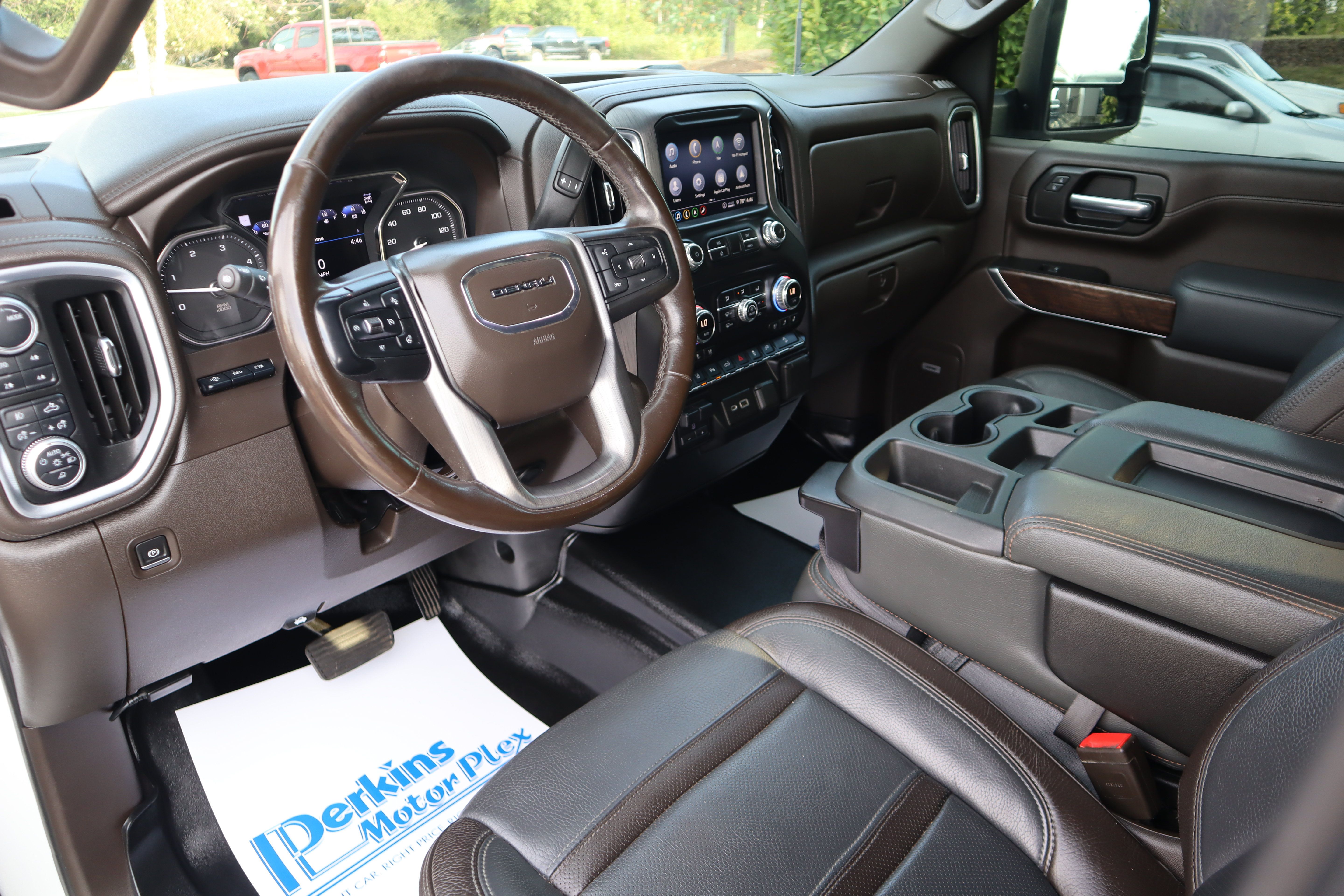 Used 2020 GMC Sierra 2500 Denali w/ Denali Ultimate Package AWD/4WD image 27