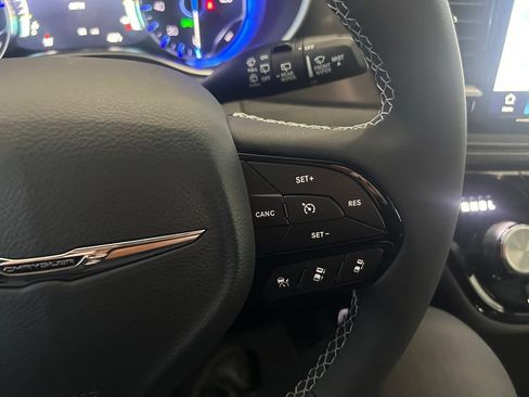 New 2026 Chrysler Pacifica Select w/ S Appearance Package FWD image 22