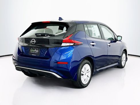 Used 2025 Nissan Leaf S image 9