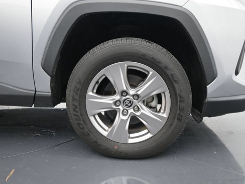 Used 2023 Toyota RAV4 XLE AWD/4WD image 11