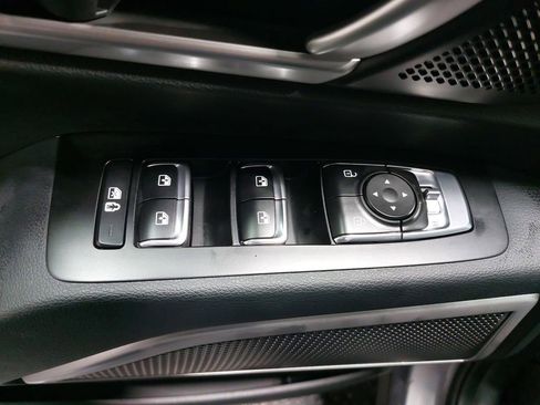 New 2025 Kia Telluride S image 32